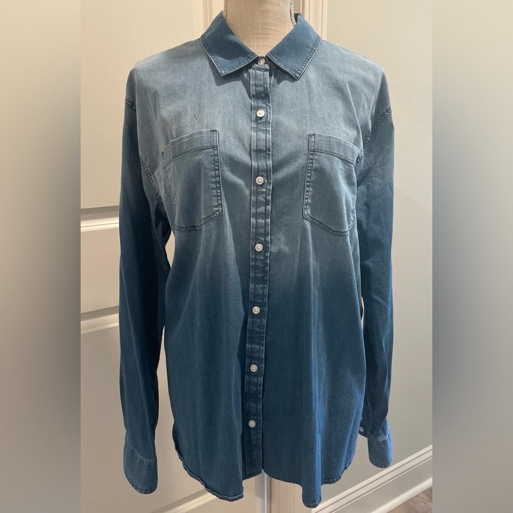 Crown & Ivy women Jean Denim chambray button-up Top XXL 1x